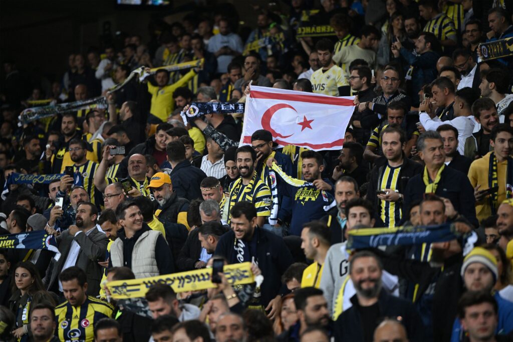 Torcida do Fenerbahçe