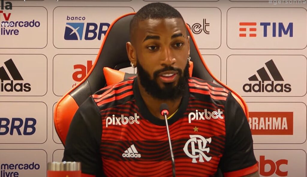 Gerson em sua apresentação no Flamengo