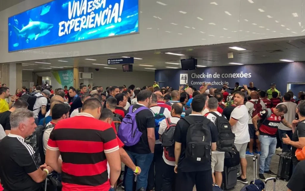 Torcedores do Flamengo com problemas no embarque para Guayaquil; responsável pela confusão, Outsider Tours vende pacotes para o Mundial de Clubes