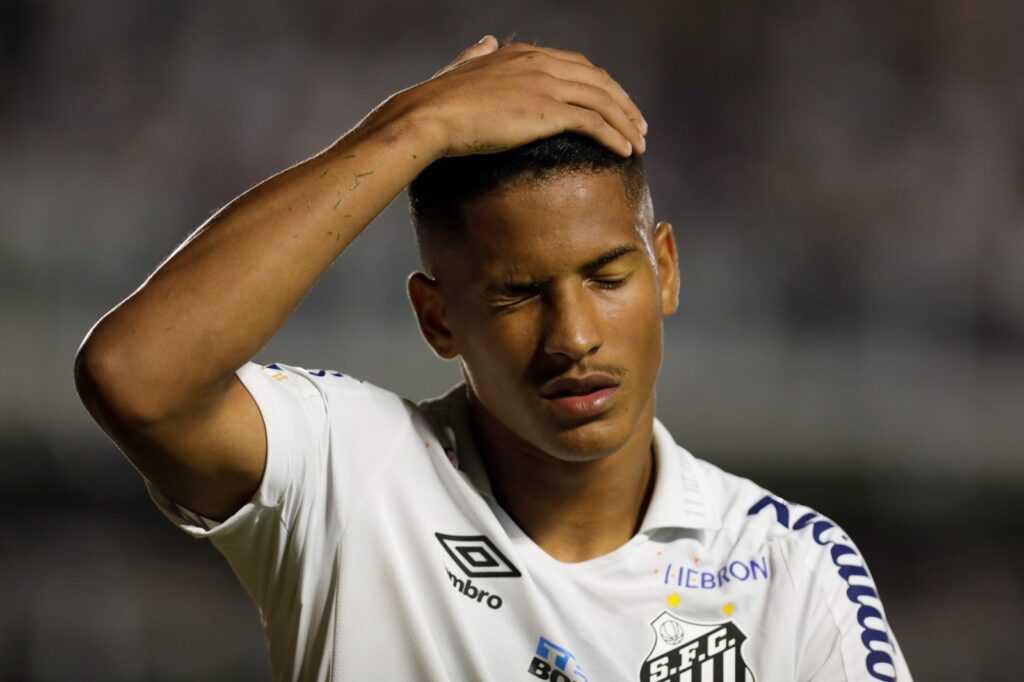 Mauro Cezar analisa postura do Santos com o Flamengo por Ângelo