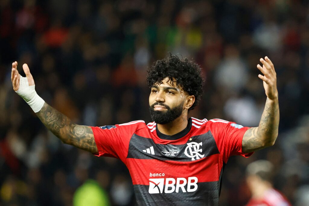Derrotas da Supercopa do Brasil e Mundial de Clubes prejudicaram metas financeiras do Flamengo com premiações