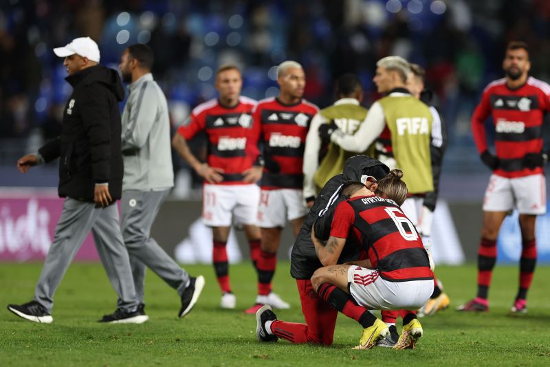 Jogadores do Flamengo lamentam derrota no Mundial. Foto: Fadel Senna / AFP