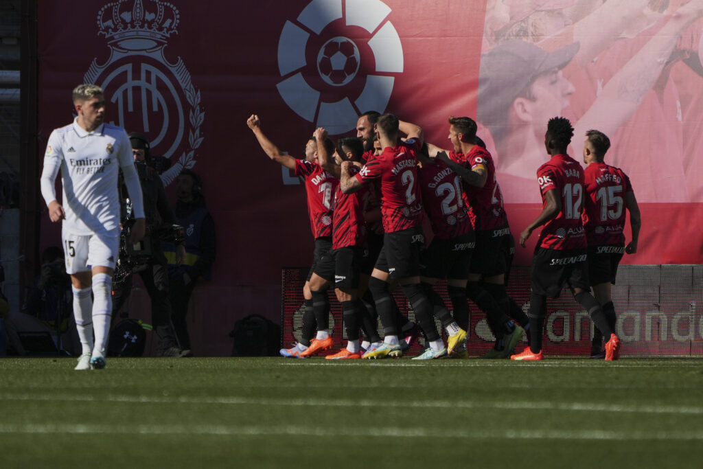 Real Madrid perde último jogo antes do Mundial de Clubes que conta com participação do Flamengo