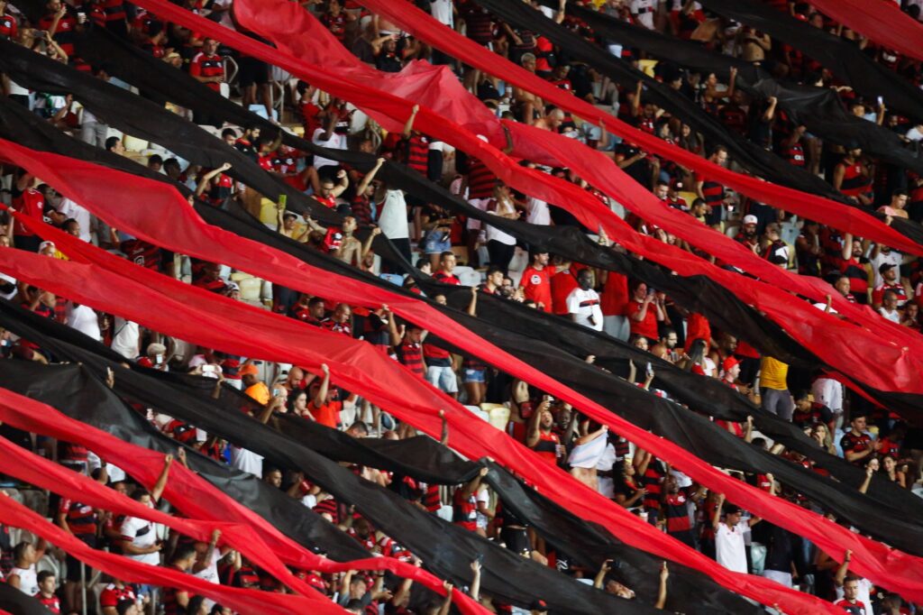 Torcida do Flamengo bate recorde no Maracanã