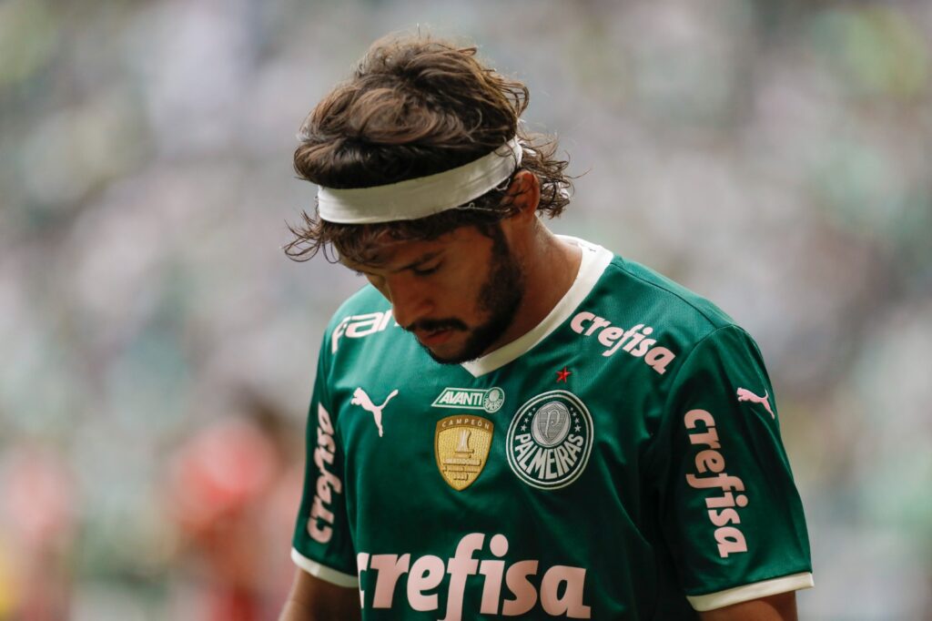 Gustavo Scarpa, ex-Palmeiras, na mira do Flamengo