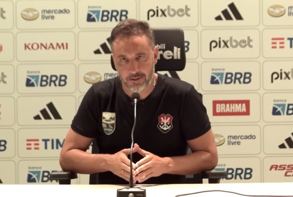 Em coletiva, Vitor Pereira falou sobre desempenho do Flamengo contra o Vasco e sobre lesão de Arrascaeta