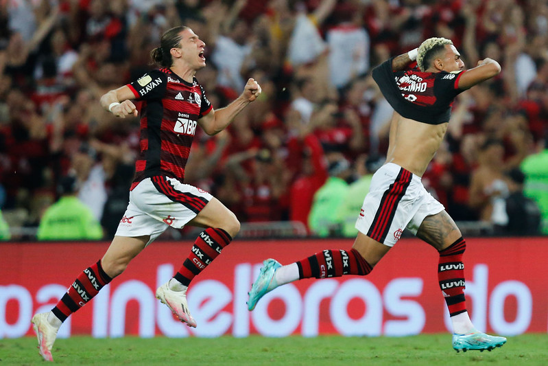 Adversário do Flamengo neste sábado (27), Cruzeiro tem reforço importante de meia que fez o torcedor do Flamengo sorrir em 2022