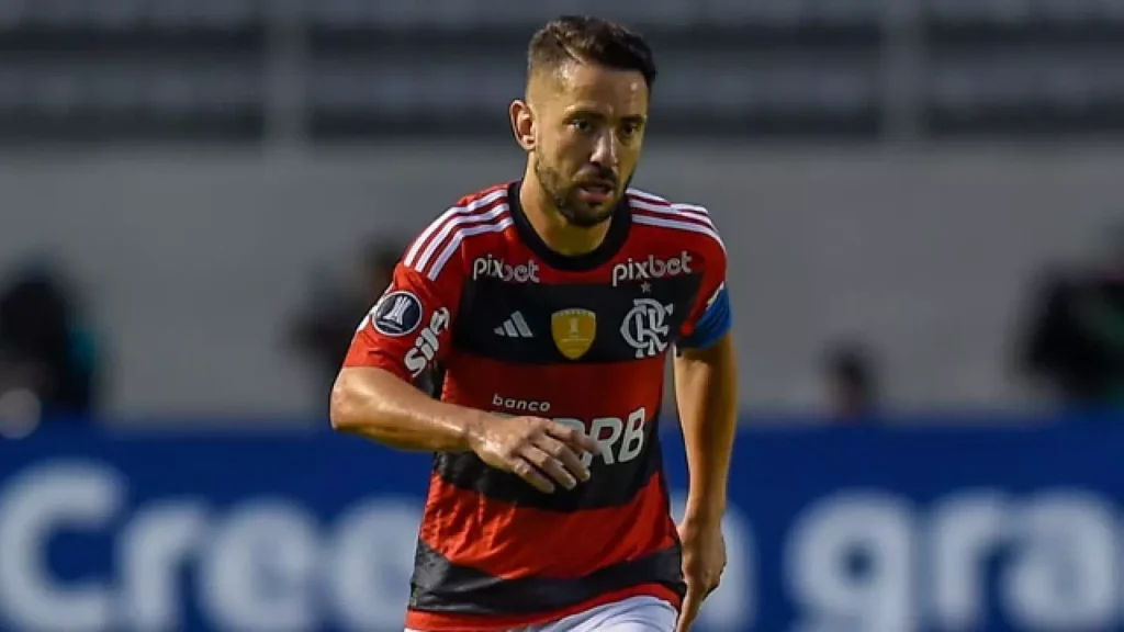 Everton Ribeiro tem 2ª opção caso não renove com Flamengo
