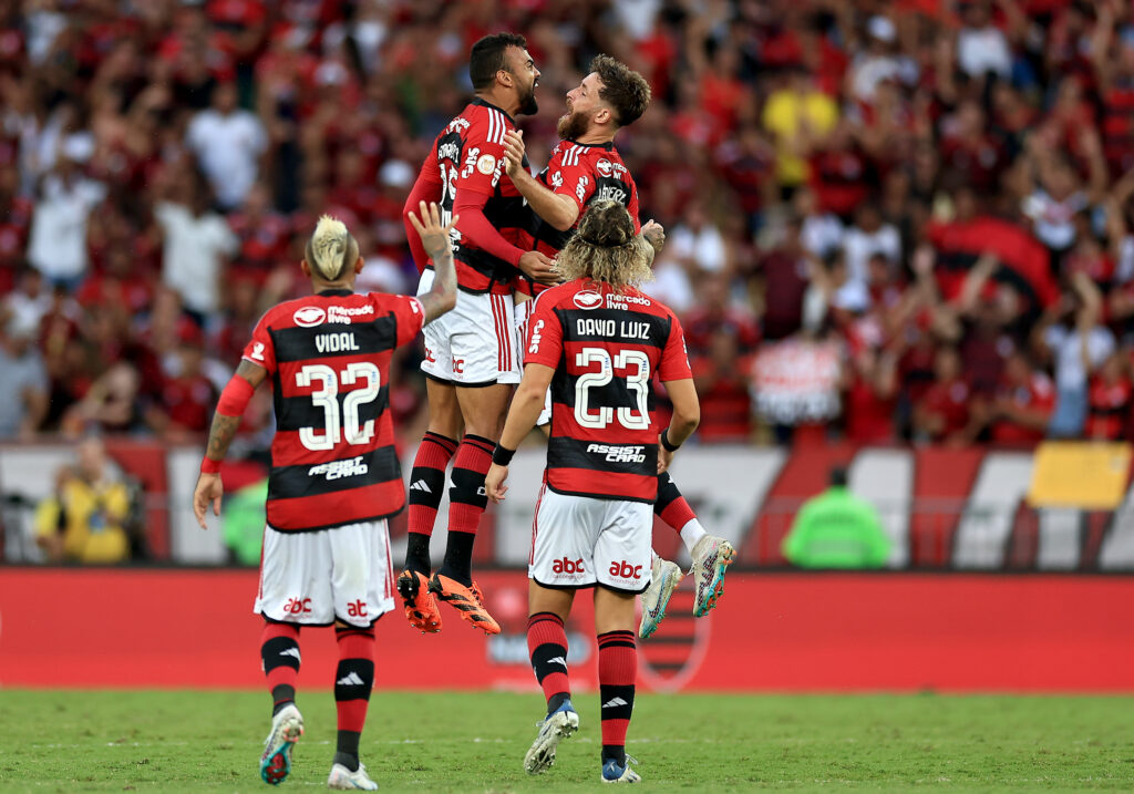 Fabrício Bruno e Léo Pereira, zagueiros do Flamengo