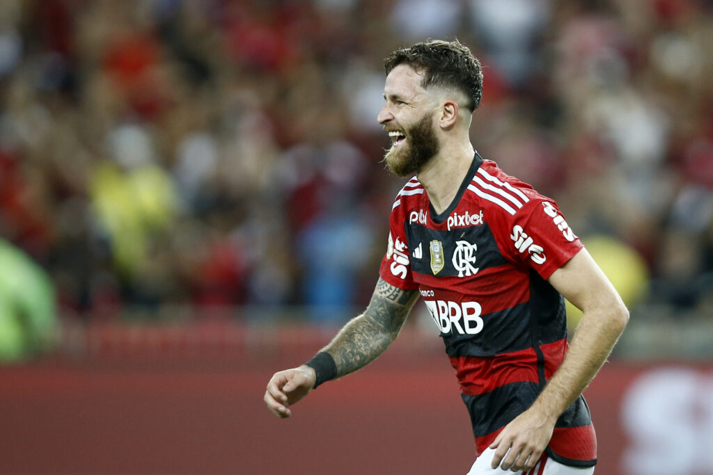 Al-Hilal de Jorge Jesus planeja oferta milionária ao Flamengo por Léo Pereira