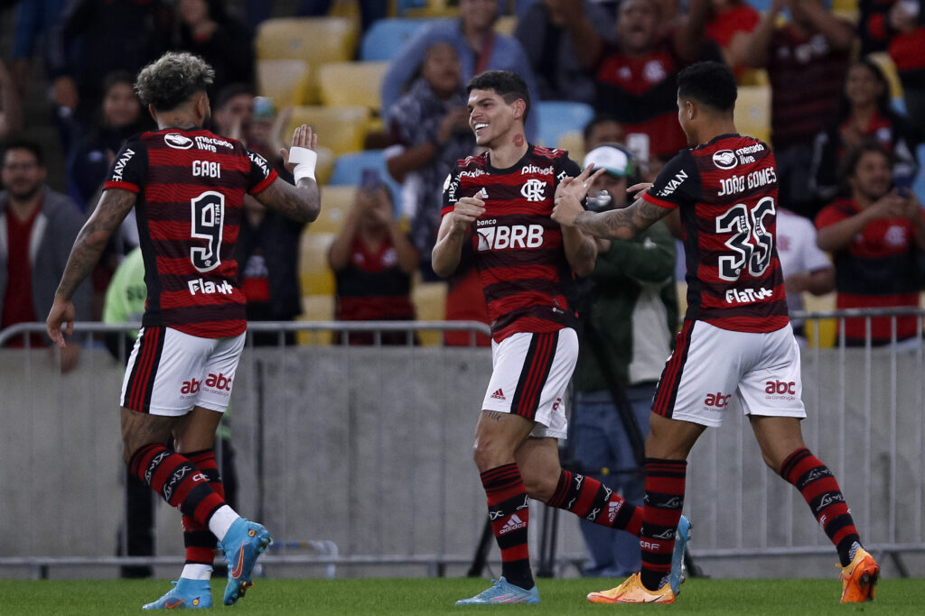 O técnico Ramon Menezes convocou a Seleção Brasileira para amistosos em junho. Pedro e Ayrton Lucas são os únicos jogadores do Flamengo