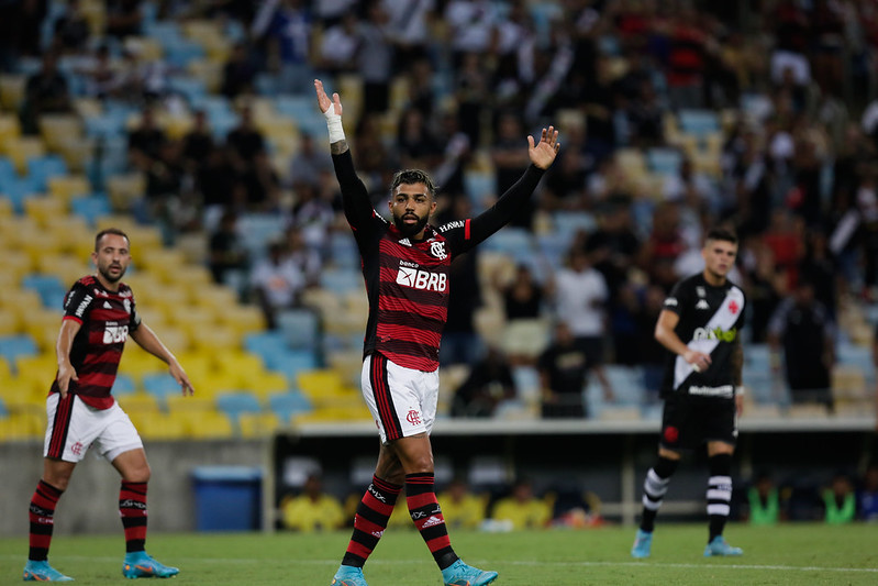 Gabigol comemora gol do Flamengo contra o Vasco