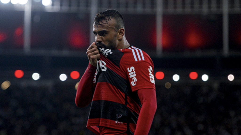 Fabrício Bruno comemora gol pelo Flamengo; zagueiro lidera estatísticas do time no Brasileirão