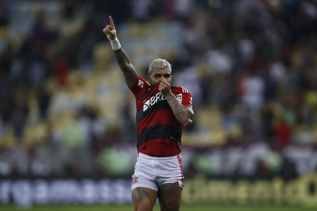 Gabigol comemora gol pelo Flamengo; jogador marcou gol da vitória contra o Grêmio, pela Copa do Brasil