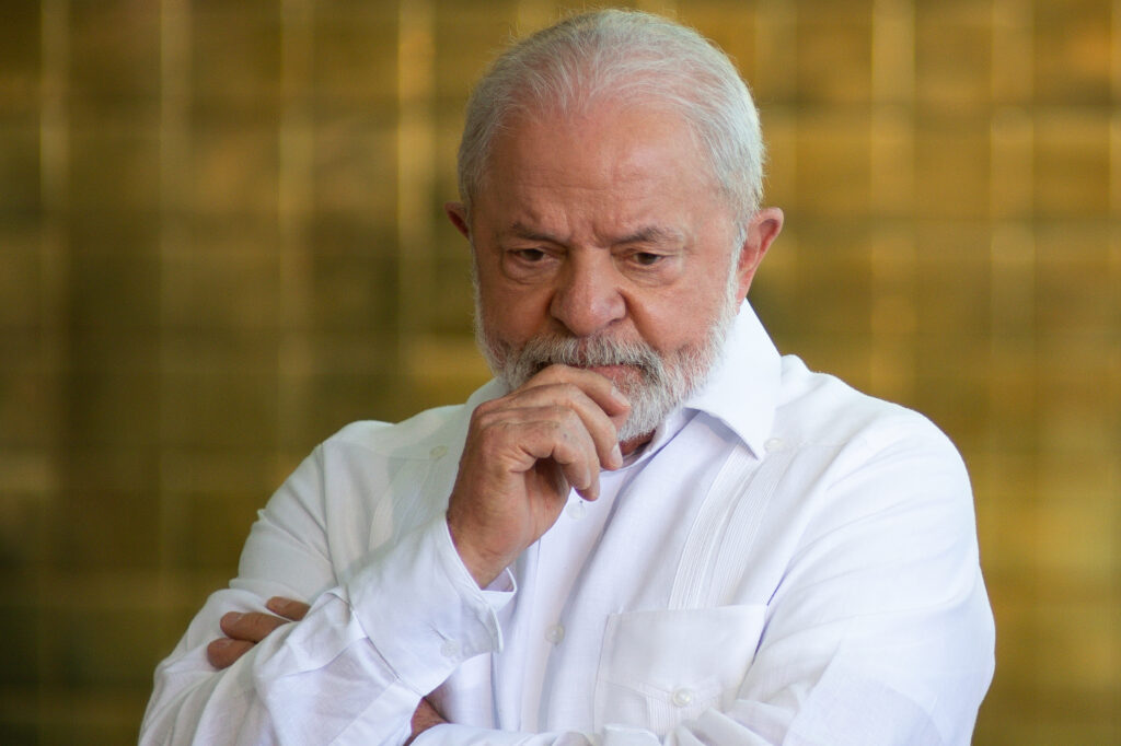 Em transmissão ao vivo, Lula comentou sobre o futebol brasileiro e os momentos dos seus clubes de coração: Corinthians e Vasco.