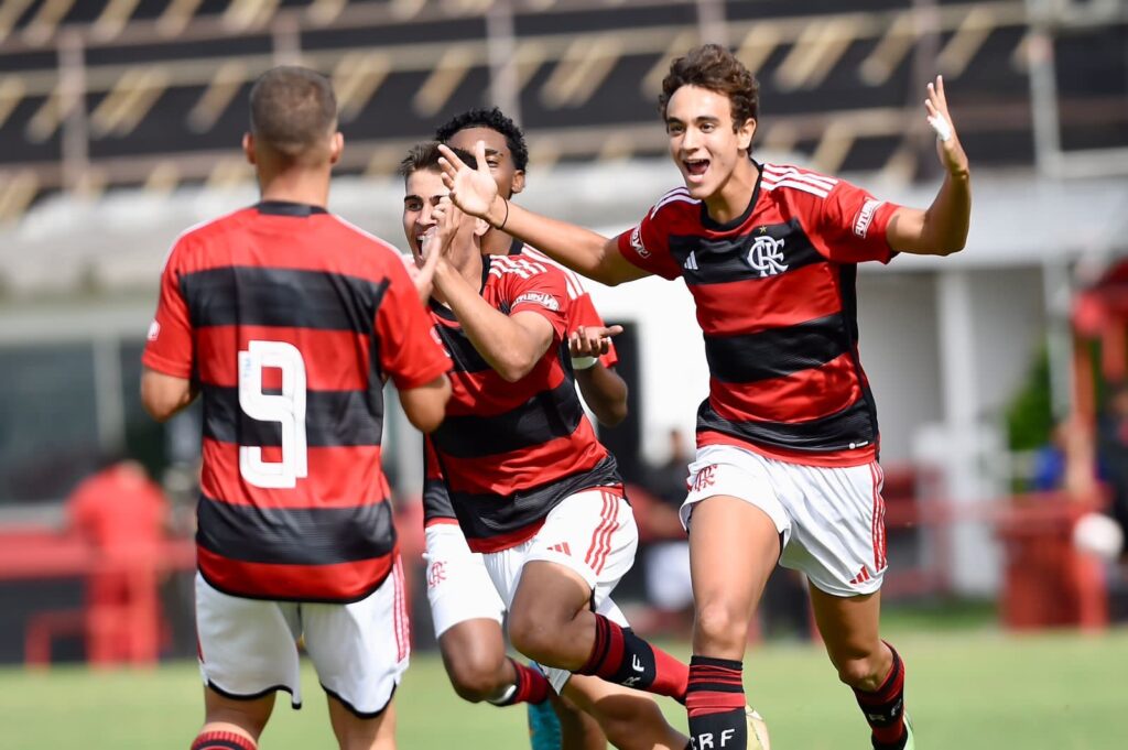 Onde assistir ao vivo o jogo do Flamengo hoje, quarta-feira, 17