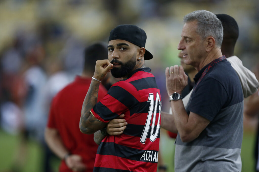 Em post no Instagram, atletas do Flamengo aproveitam goleada para alfinetar vice-lanterna