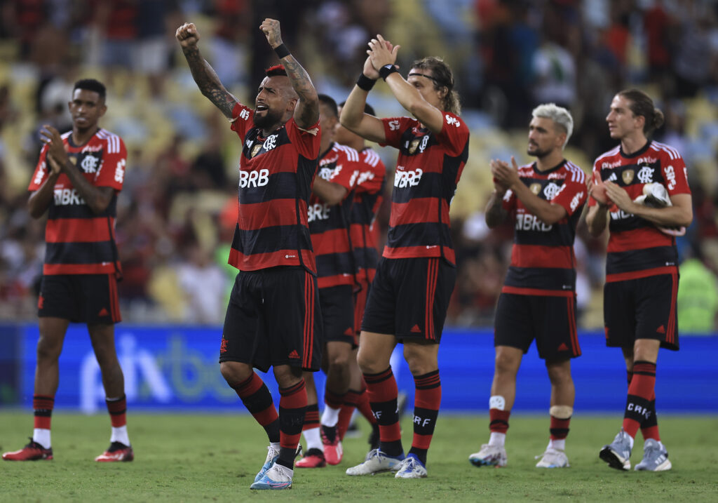 O Flamengo tem dois novos desfalques para enfrentar o Vasco, nesta segunda-feira (5) pelo Campeonato Brasileiro