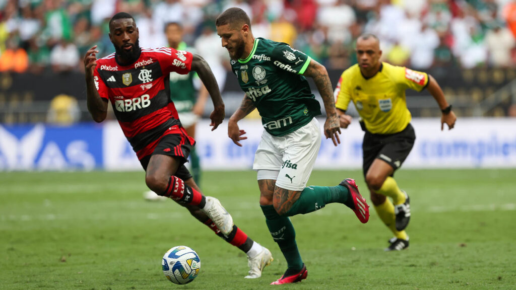Flamengo encontra o Palmeiras pelo Brasileirão