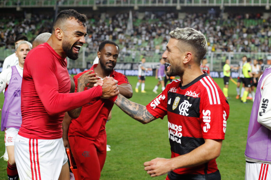 Fotos de Flamengo 2×1 Atlético-MG: Arrascaeta herói, Gabigol mal e Sampaoli preocupado