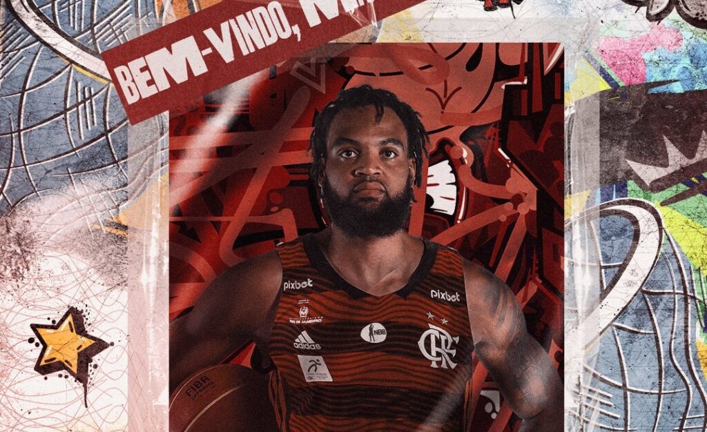 Big Maique com a camisa do Flamengo; clube anunciou contratação do pivô para o time de basquete