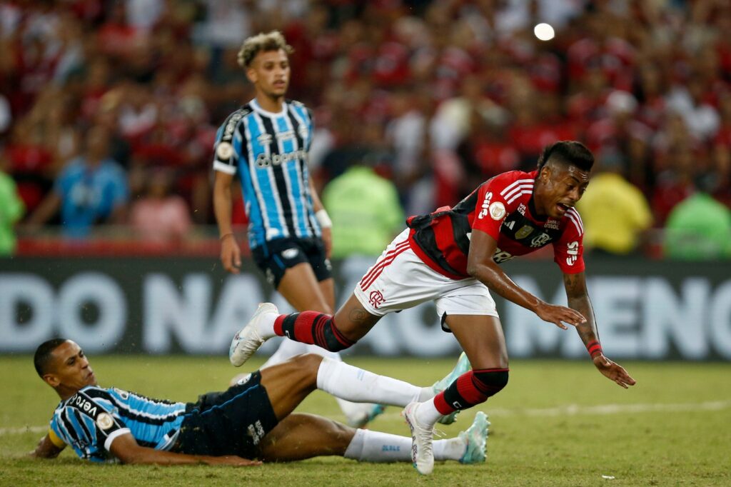 Onde vai passar o jogo entre Flamengo e Grêmio hoje pela copa do brasil