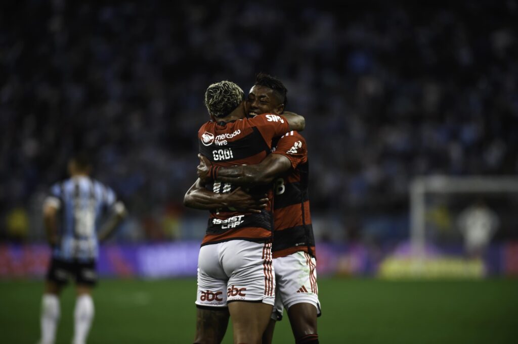 Com gol contra o Grêmio, na Copa do Brasil, dupla Gabigol e Bruno Henrique aumentam ainda mais os números absurdos pelo Flamengo