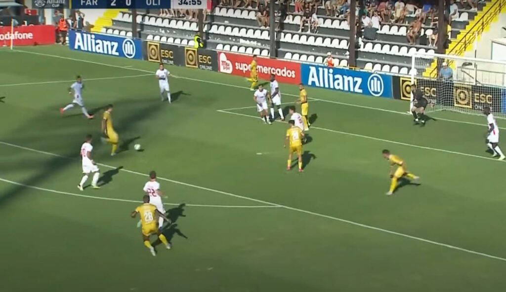 Mattheus marca gol pelo Farense