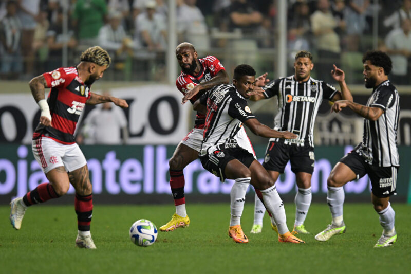 Melhores Momentos Flamengo 2x1 Atlético-MG - Brasileirão