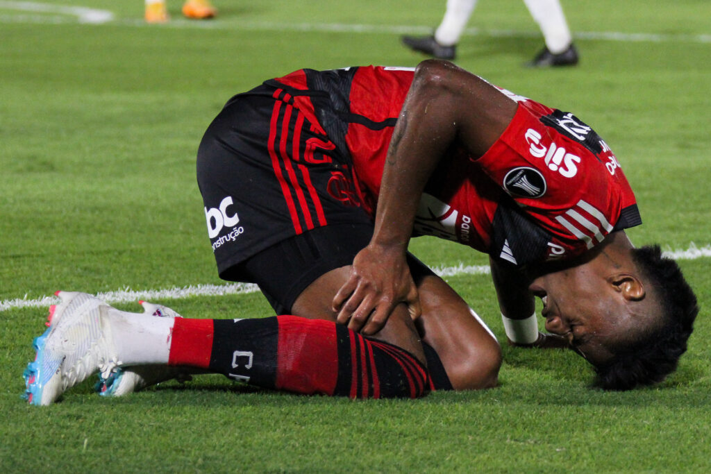 Bruno Henrique durante eliminação do Flamengo para o Olimpia