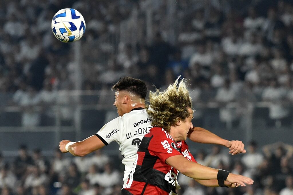 Fotos de Flamengo 1×3 Olimpia: Bruno Henrique dá esperança, Sampaoli é expulso e equipe se perde de vez