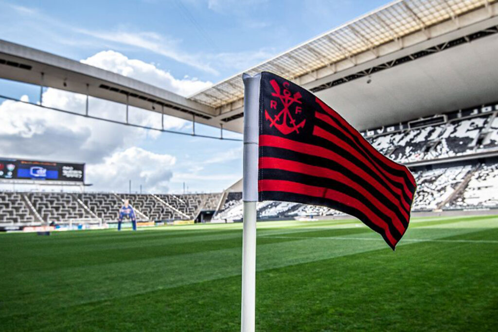 Flamengo quer mandar jogo contra o Athletico-PR na Neo Química Arena e pede ao Corinthians