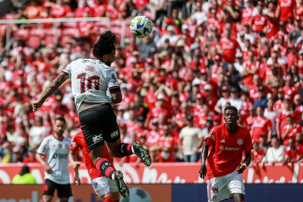 Onde vai passar o jogo entre Flamengo e Internacional pelo Campeonato Brasileiro