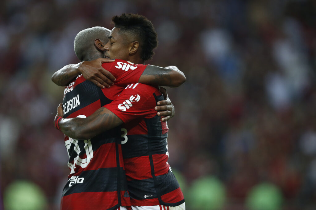 Gerson, Bruno Henrique e Wesley estão na seleção da rodada do Brasileirão representando o Flamengo