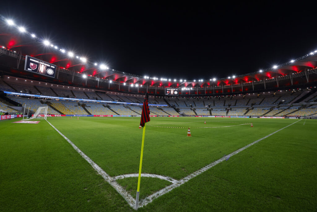 Flamengo investiu R$ 4 milhões em reformas no gramado do Maracanã no ano passado