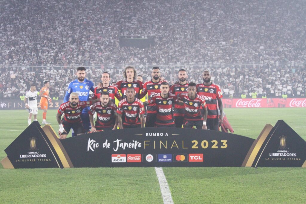 Fotos da derrota do Flamengo para o Olimpia pela Libertadores 2023