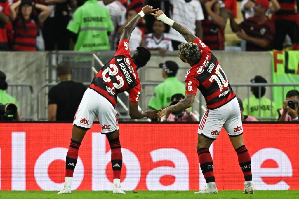 Sem Pedro, Bruno Henrique fez gol após mudanças de posição no Flamengo