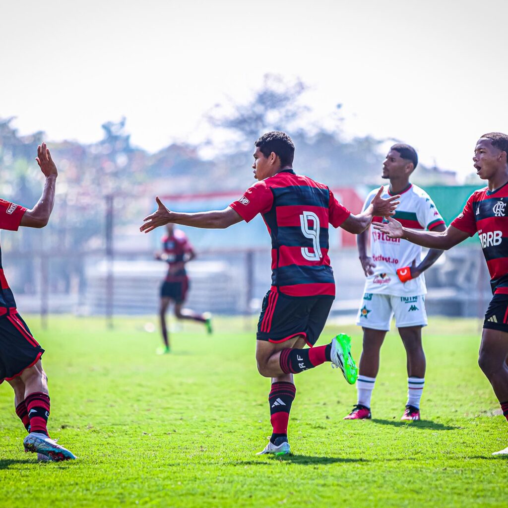 Flamengo aplica goleada surreal em estreia na Taça Guanabara Sub-17