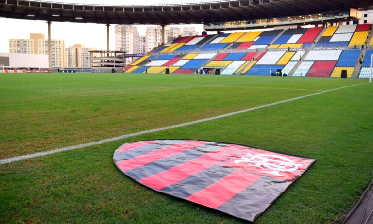 Flamengo tem desempenho assustador no Kleber Andrade