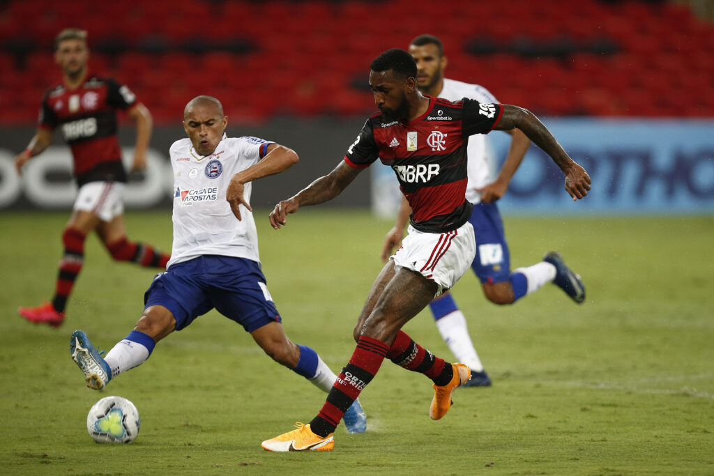 Flamengo e Bahia se enfrentam no Maracanã pela 25ª rodada do Brasileirão, neste sábado (30); veja árbitro escolhido pela CBF