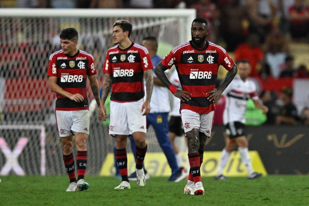 Jogadores do Flamengo lamentam derrota para o São Paulo; Fla perdeu liderança em Ranking Pluri após vice da Copa do Brasil