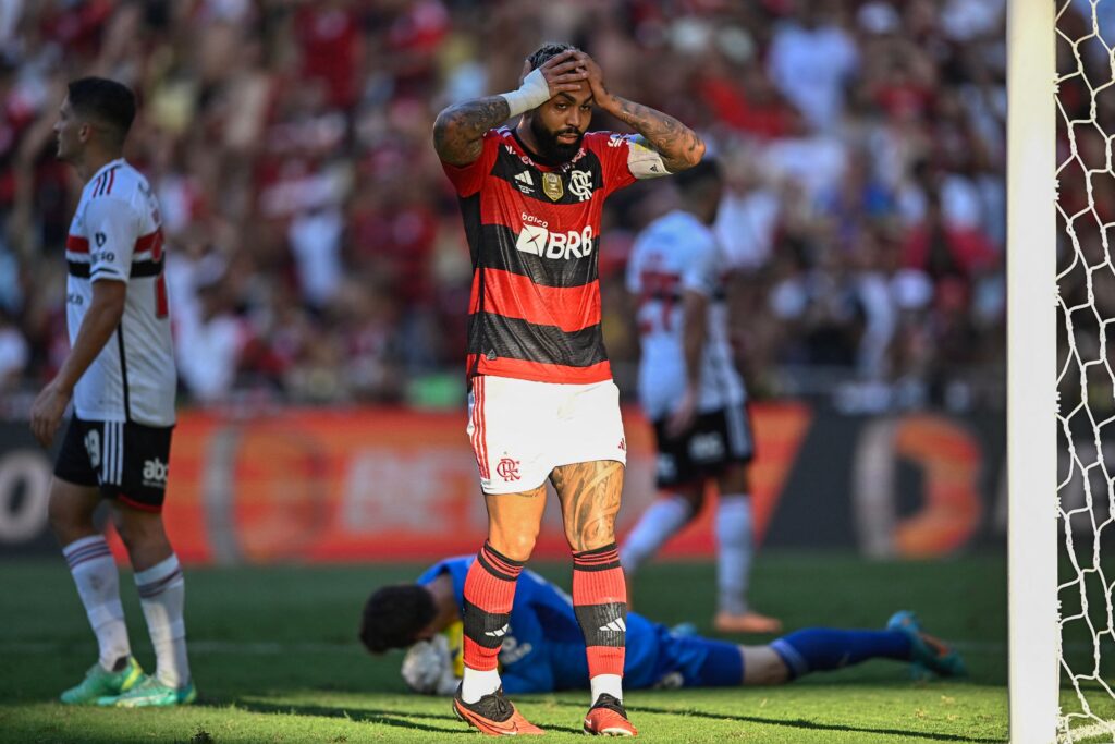 Gabigol em jogo entre Flamengo e São Paulo