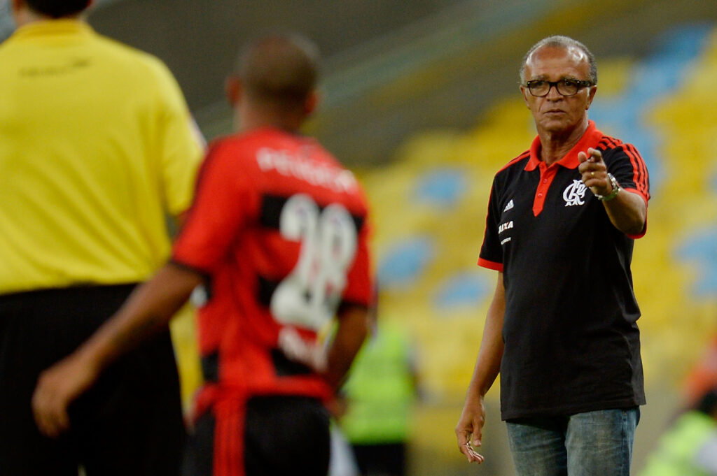 Jayme de Almeida, técnico que conquistou o tricampeonato do Flamengo na Copa do Brasil de 2013