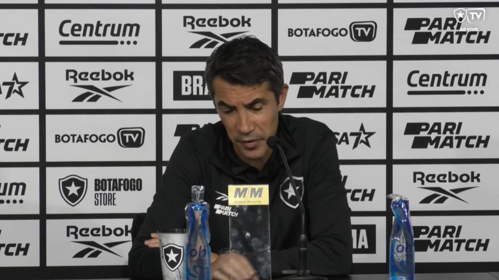 Bruno Lage, técnico do Botafogo, chorou sobre tabela do Flamengo, mas Fla teve sequência similar diversas vezes no ano
