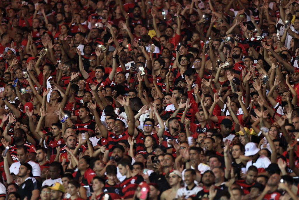Torcida do Flamengo no Maracanã; Veja parcial de ingressos para a partida entre Flamengo e Bragantino