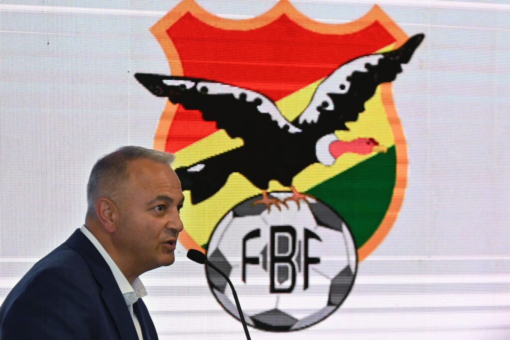 Futebol boliviano vive incerteza após casos de manipulação de resultados