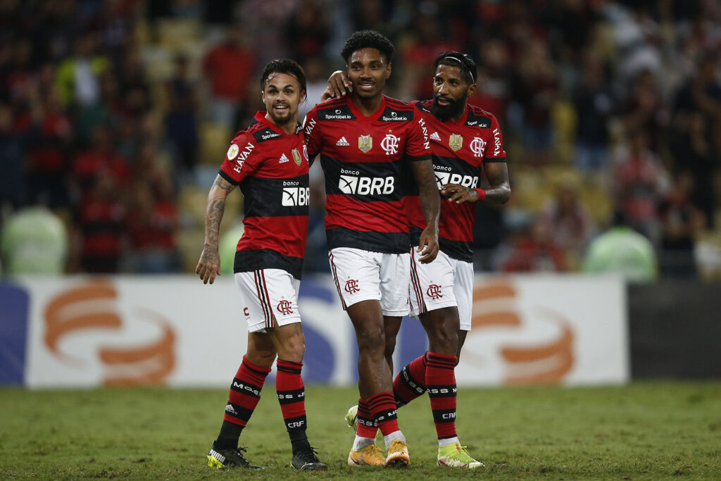 Flamengo e Bahia se enfrentam no Maracanã após dois anos do último encontro
