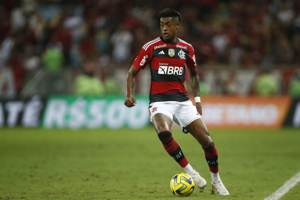 Bruno Henrique tem fim de contrato próximo com Flamengo, e Zinho coloca Fluminense e Vasco como interessados no ídolo rubro-negro