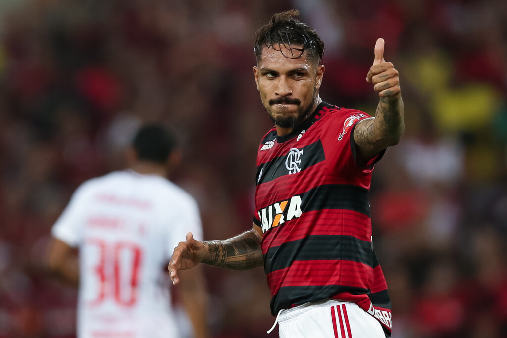 Guerrero, Tite, Vitor Pereira, Michael e Diego Ribas: as brigas entre Flamengo e Corinthians no mercado da bola