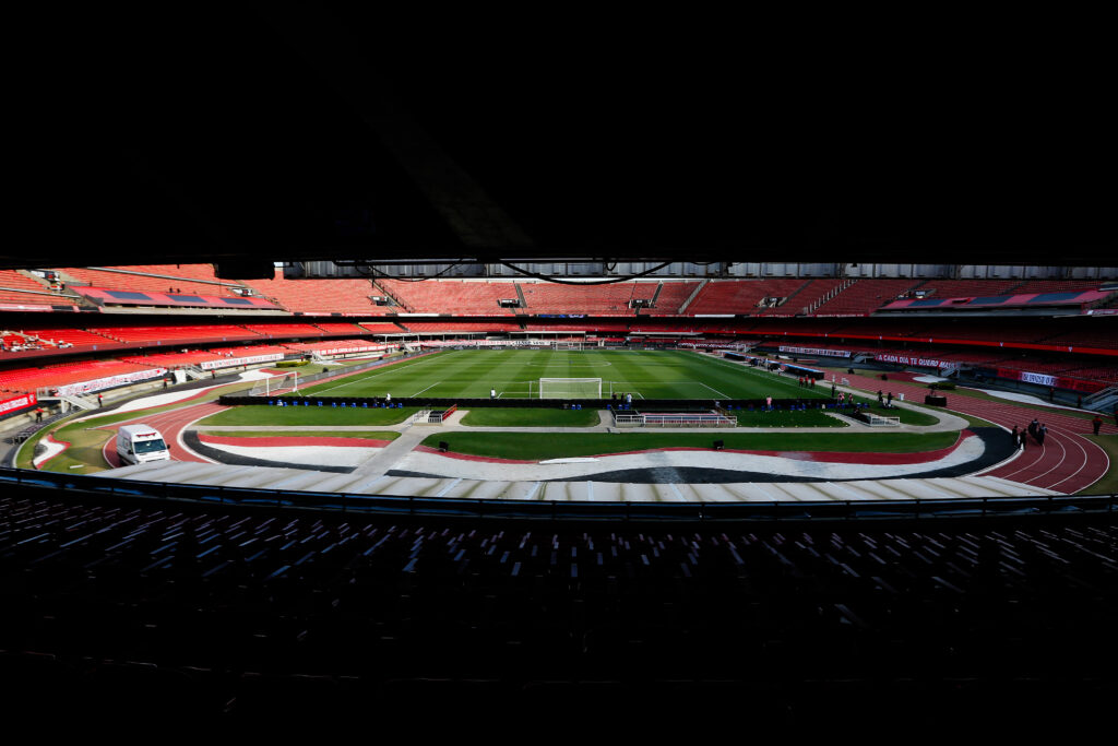 São Paulo anuncia venda de ingressos para jogo de volta da Copa do Brasil, no Morumbi, e retalia ingressos do Maracanã à torcida do Flamengo